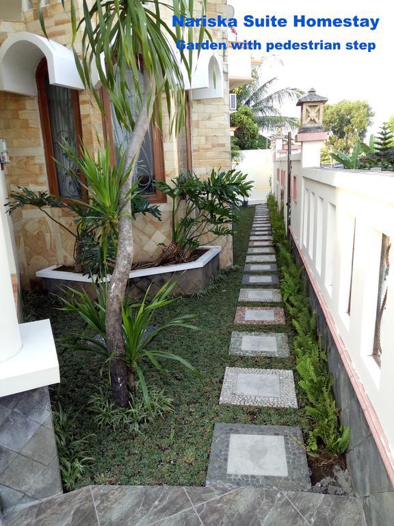 Nariska Suite Homestay 요그야카르타 외부 사진