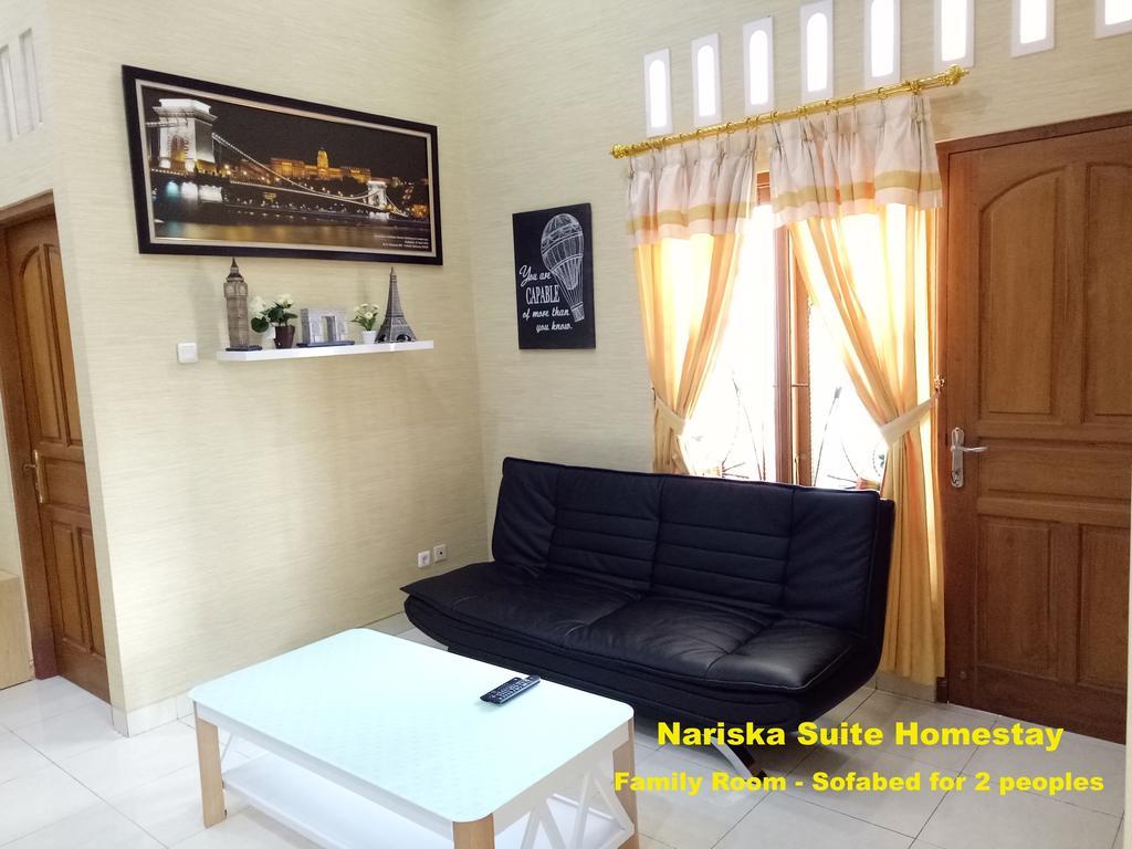Nariska Suite Homestay 요그야카르타 외부 사진